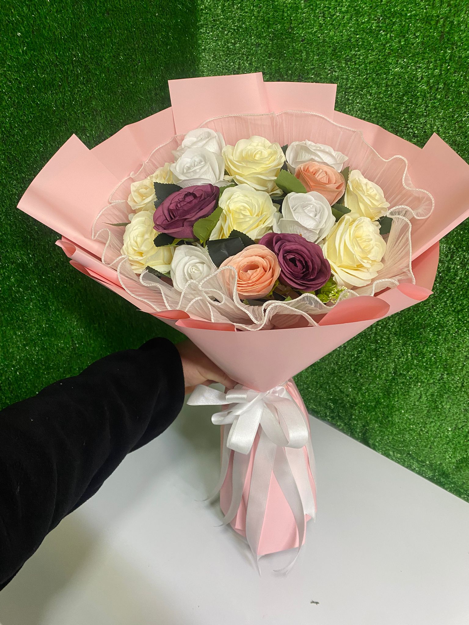 Pembe Zarafet Yapay Gül Buketi